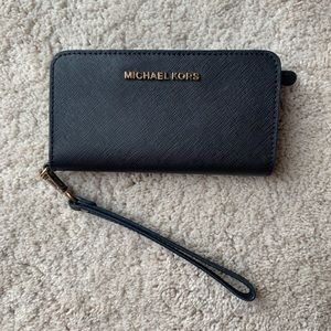 Black Saffiano Michael Kors Cell Phone Wristlet
